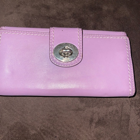 Coach - Picture 3 of 12